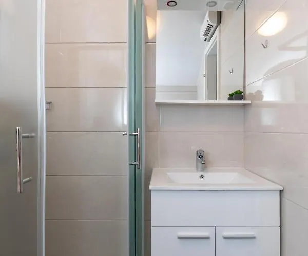 Katarina-two Bedroom With Parking Dubrovnik