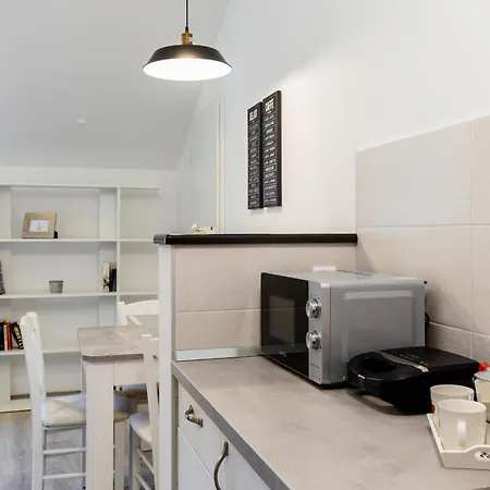 Katarina-two Bedroom With Parking *