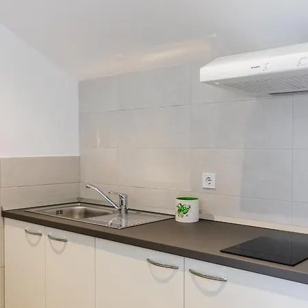 Apartamento Katarina-two Bedroom With Parking