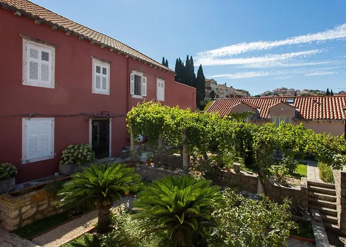 דירה Katarina-two Bedroom With Parking *