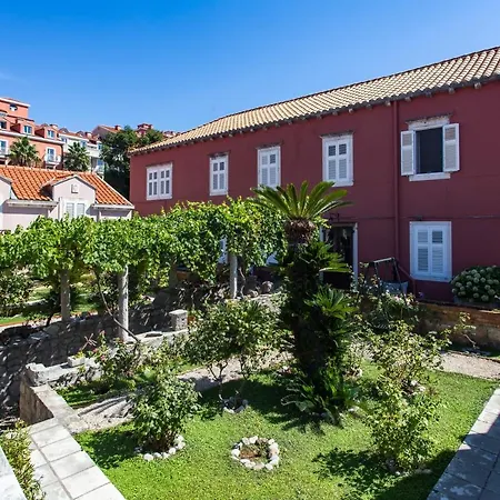 Katarina-two Bedroom With Parking