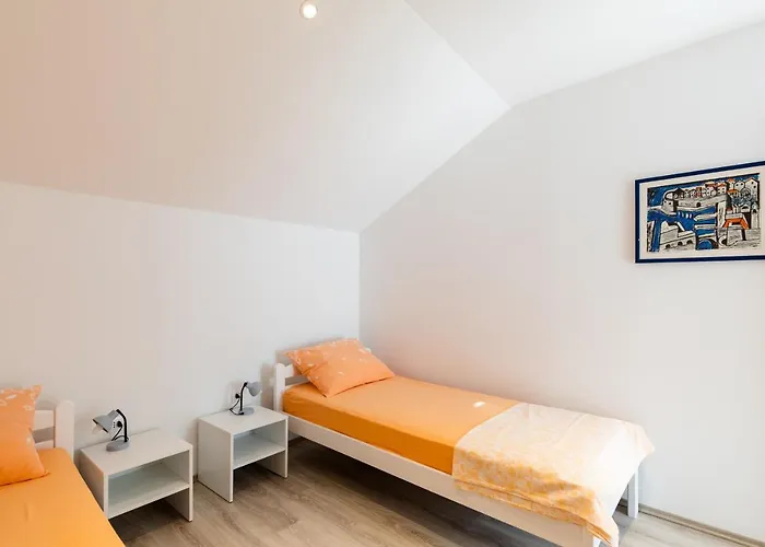 Katarina-two Bedroom With Parking 두브로브니크