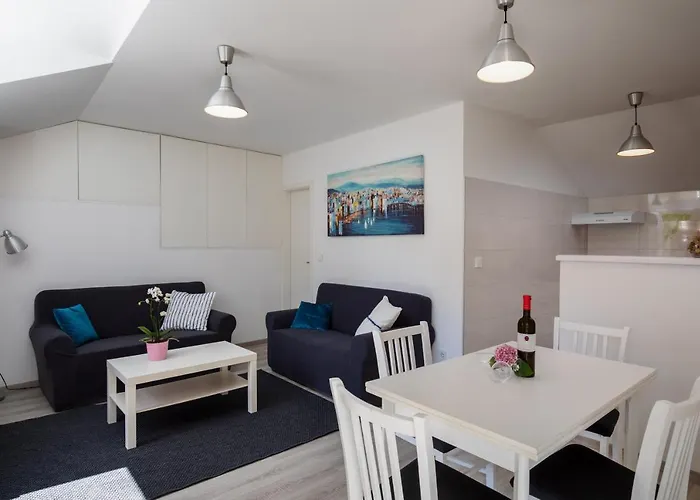 Katarina-two Bedroom With Parking 아파트 두브로브니크