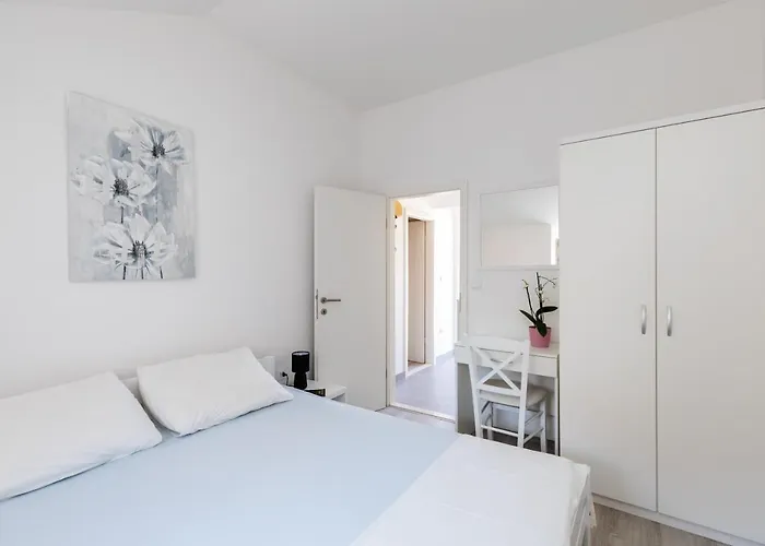 Katarina-two Bedroom With Parking 아파트 두브로브니크
