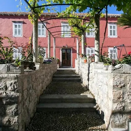 Katarina-two Bedroom With Parking Apartament Dubrownik